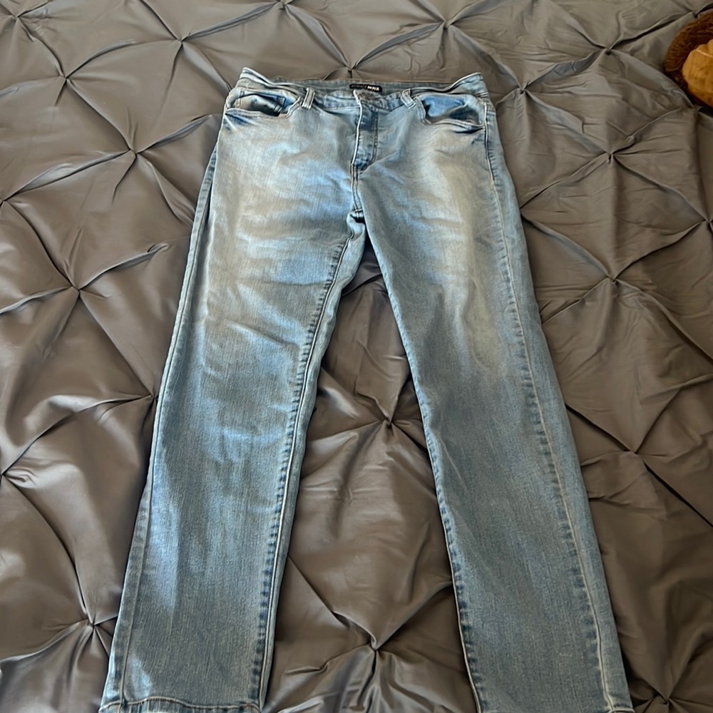 Fashion, nova light blue stretchy jeans, size 15 skinny
